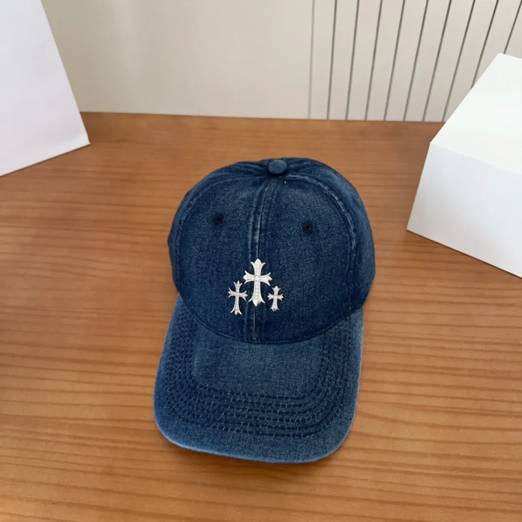 💰60 Chrome Hearts 💓Early spring Korean style fashion retro distressed hole hat wear design versatile baseball cap peaked cap